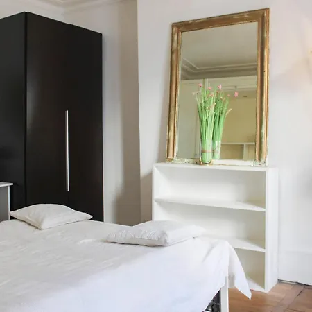 Apartment T3 For 5 In The 13th - *